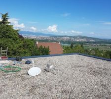 Installation Antenne TNT et parabole sur toit terrasse