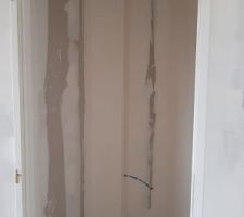 Dernière couche pour les bandes - Toilettes