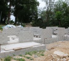 La maison se dessine...