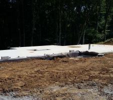 L'étanchéité est faite. La deuxième étape du terrassement est en cours.