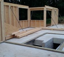 Jour 2
La maison prend forme.