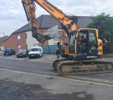 Arriv&eacute;e du terrassier