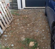 Pose de gravier de chantier ...
