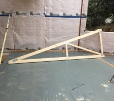 Installation de la Toiture Face Sud mise en place des Fermettes