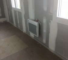Le radiateur dans le cellier ne va pas servir souvent je pense car il va y avoir mon armoire informatique qui génère pas mal de chaleur.