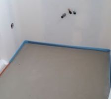 Chape coulée, en cours de séchage - Salle de douche Parentale