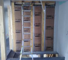 Pose de renfort pour le futur escalier