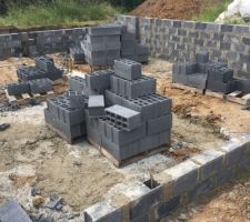 Parpaings livr&eacute;s!