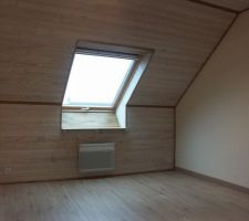 Finition de la chambre est du 2&egrave;me &eacute;tage