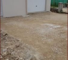 Mise en place de grave béton 
Terrassier au top
