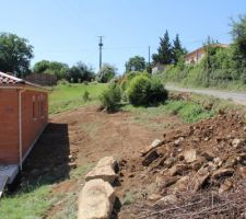 Pierraille pour mettre en soutient du mur de la route