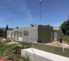 Assemblage des murs du RDC