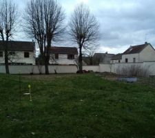 La maison sera en limite de propri&eacute;t&eacute;.