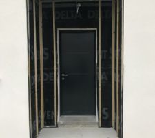 Pose bardage dans la niche de l'entrée