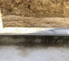 Fuite sous la porte d'entrée