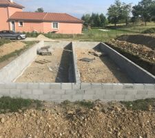 Finalement le vide sanitaire fait 1m de hauteur