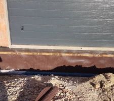 Drainage et DeltaMS devant le garage