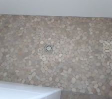 Carrelage terminé- salle d'eau