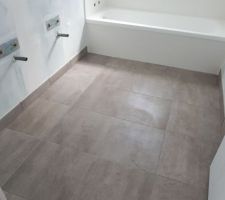 Carrelage terminé- salle de bain