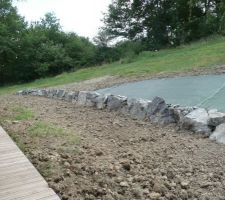 Talus ouest bâché
