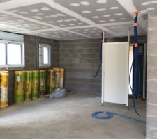 Préparation isolation et pose menuiseries intérieures