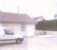 Photo extraite PC : présence d'un dallage avant construction
