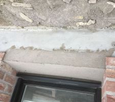Bonjour, je viens de faire un tour sur mon chantier et je m aperçois qu une personne a fait un trou à chaque extrémité des ouvertures . Seriez vous m éclaircir à quoi ça peut bien servir svp