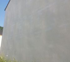 Enduit fissuré quelques mois après la pose