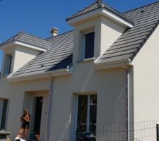 Terrassement pour la pose des fourreaux gaz en cours....