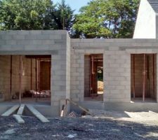 Murs du RdC, côté entrée