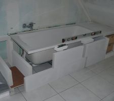 Coffrage baignoire en b&eacute;ton cellulaire