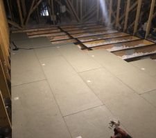 Pose du plancher à l?étage 
30m2