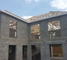 D&eacute;but de la pose de la toiture