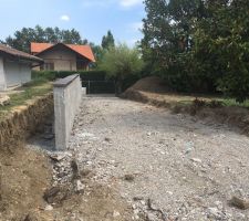 Allée vue du futur garage