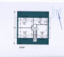 L'étage avec 3 chambres dont une qui servira de bureau/dressing