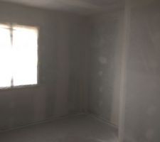 Sous couche peinture chambre 3
