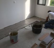 Pose des sols de chambres