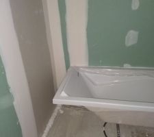 Paroie non hydrofuge baignoire