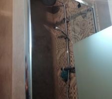 Aménagement de notre salle de douche privative, enfin !