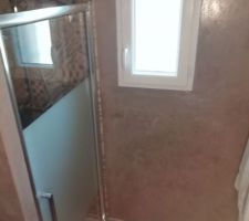 Aménagement de notre salle de douche privative, enfin !