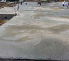 Coulage de la dalle par très forte chaleur plus de 32°....fissures