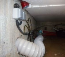 Vue sur VMC dans vide sanitaire