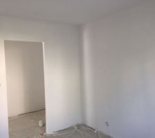 Peintures du rez-de-chauss&eacute;e termin&eacute;es