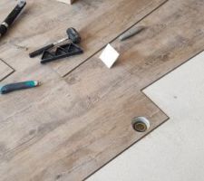 Pose du parquet lames vinyles