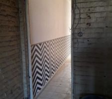 La porte est maintenant démontée mais aussi vendue