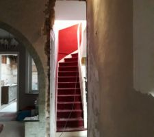Ouverture du mur pour le futur vestiaire d'entrée et l'armoire élec