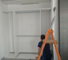 Et enfin le dressing de l'entrée , nos plans prennent vie ?