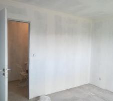 Sous couche dans la chambre et le dressing