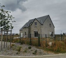 Maison vue de la rue.