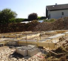 Fondations de la maison  (terrain rocheux)